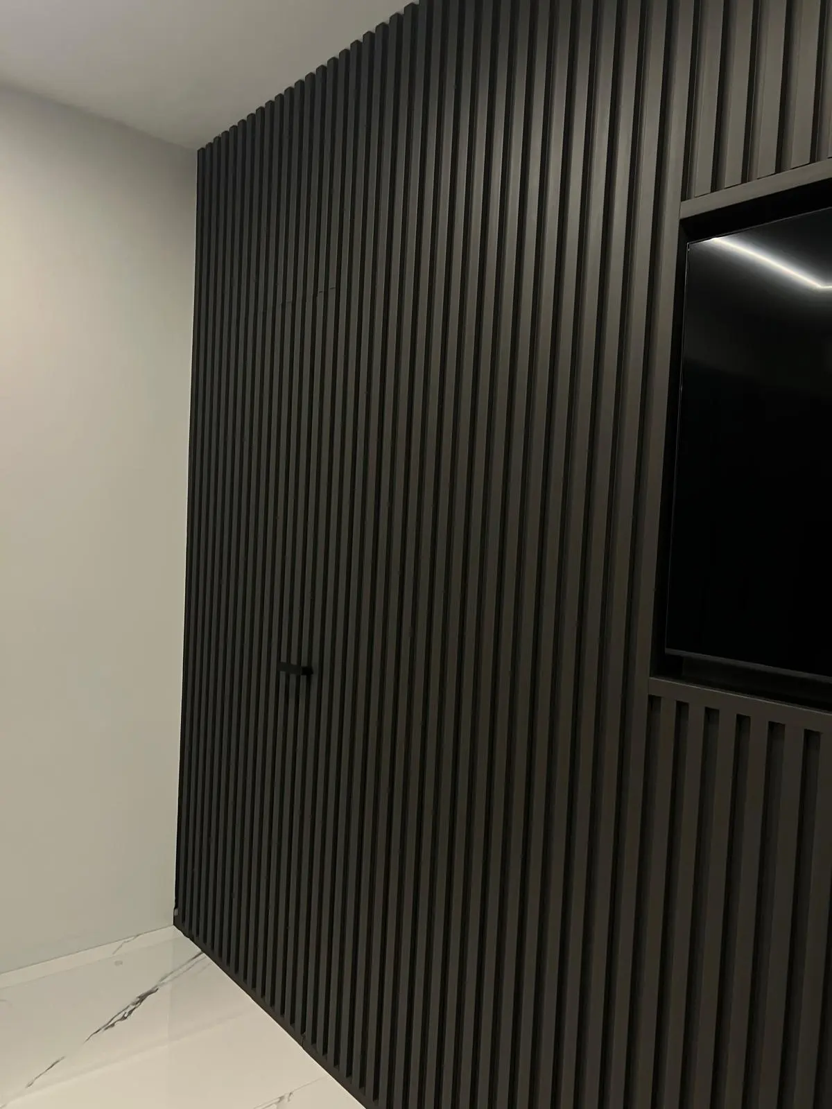 BOISERIE BLACK
